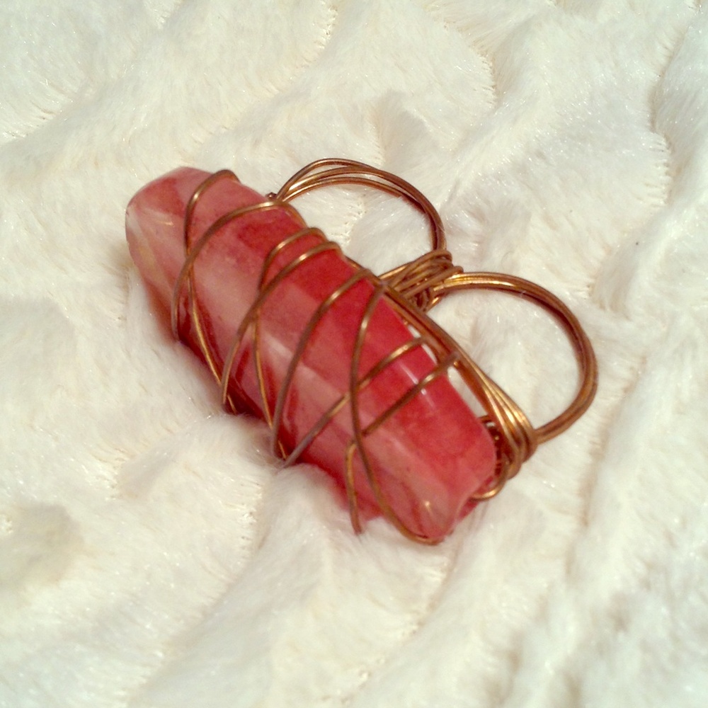 ANTHROPOLOGIE Pink & Gold Two Finger Ring